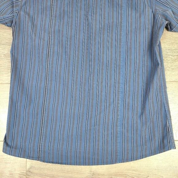 RW&CO Men's Navy Blue Striped Short Sleeve Button Down Shirt Medium - Picture 12 of 16